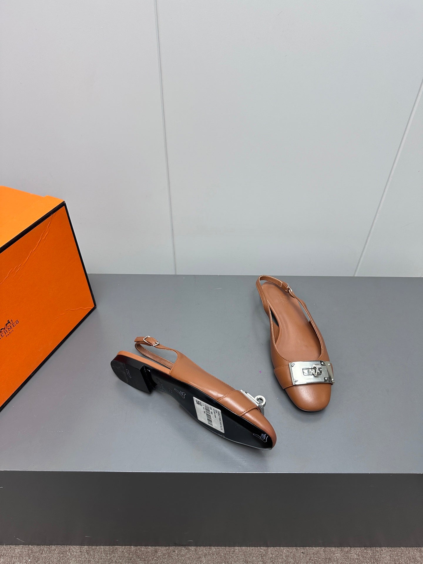 HERMES INNOCENTE SLINGBACK IN BRONZE BROWN CALFSKIN