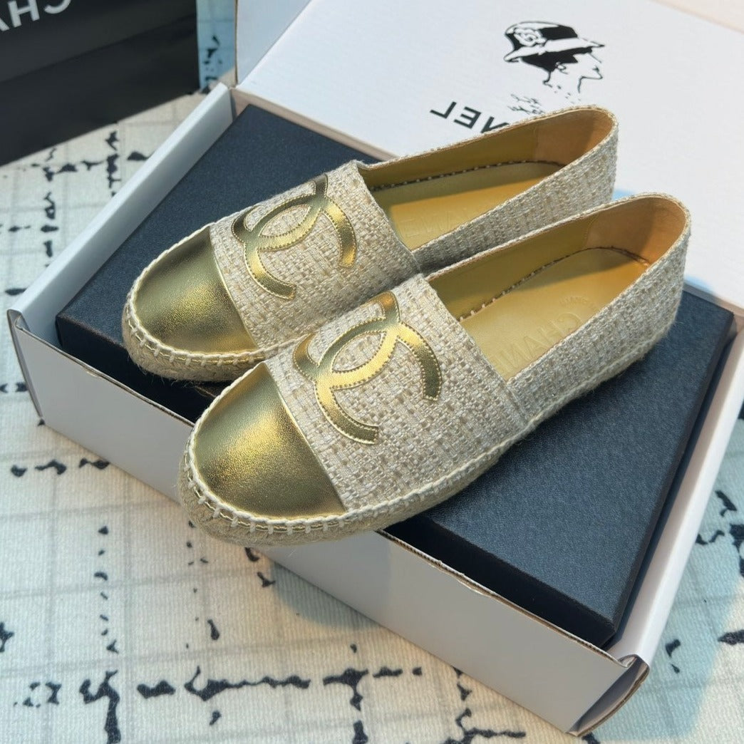 CHANEL ESPADRILLES LOAFERS IN BEIGE TWEED AND GOLDEN LAMBSKIN