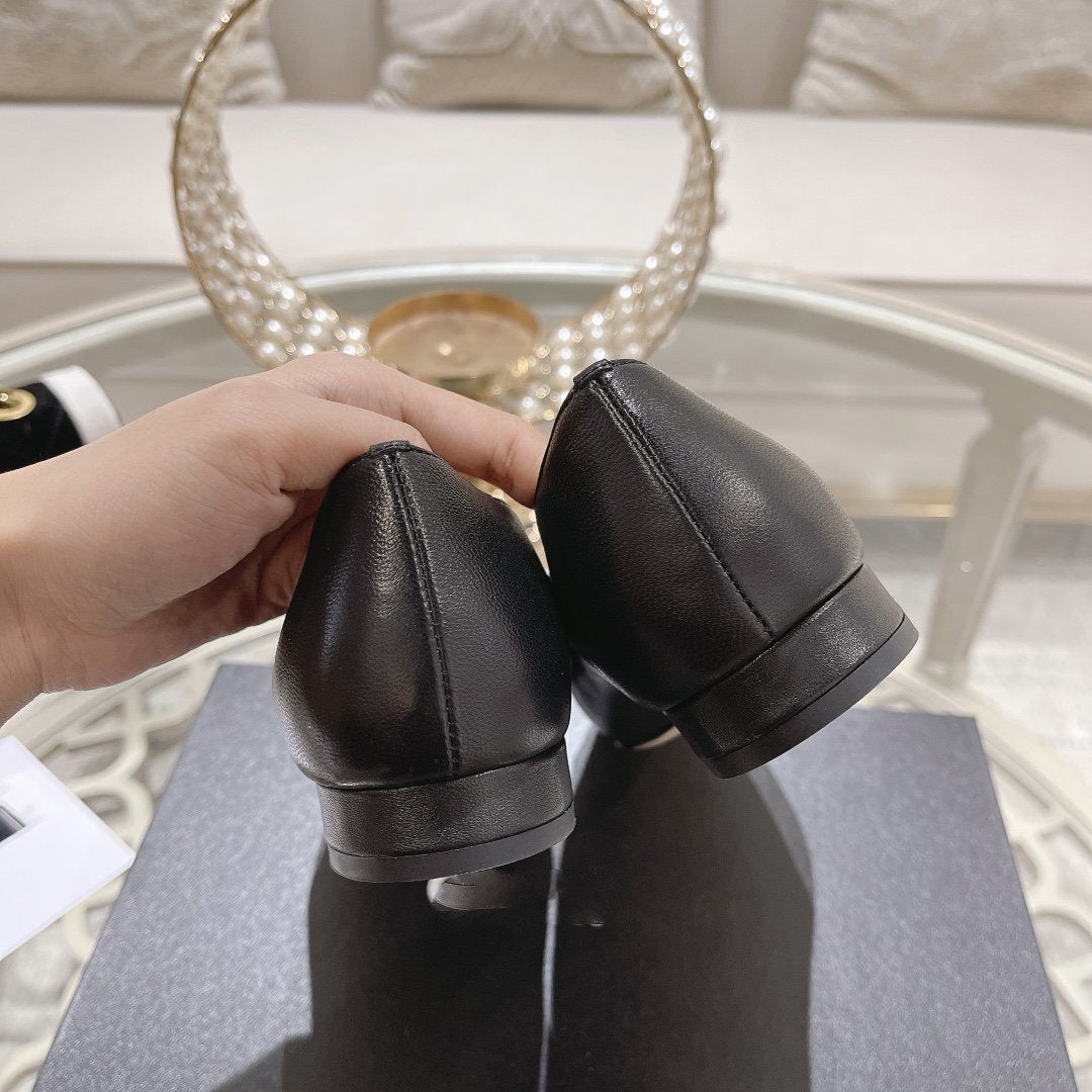 CHANEL pump 2.5 black lambskin