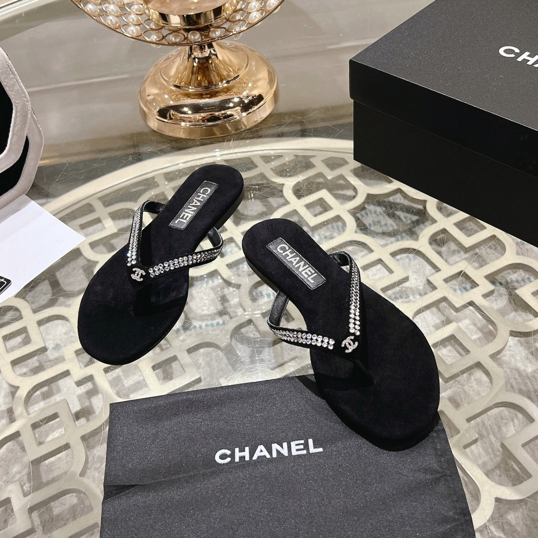 CHANEL RHINESTONES THONG SANDAL IN BLACK SUEDE