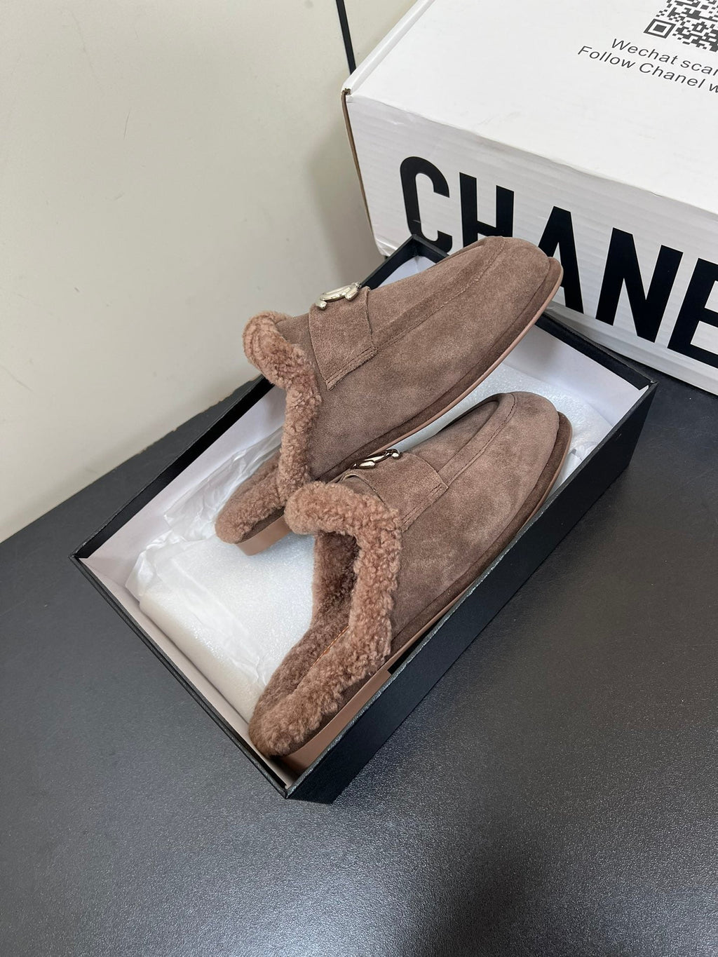 CHANEL LOAFERS MULE IN MEDIUM BROWN SUEDE AND FLEECE LINING