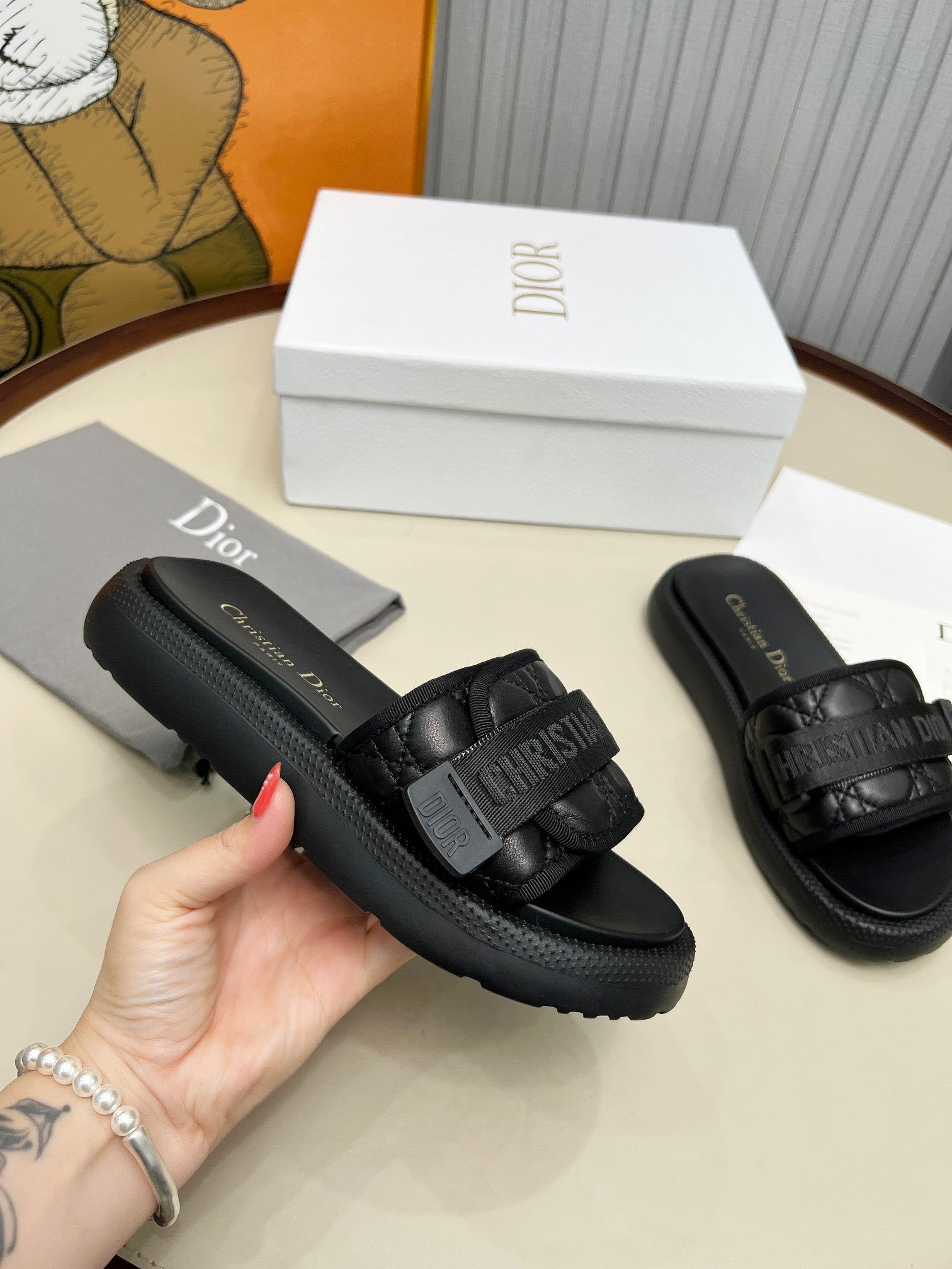 DIOR PLATFORM SLIDES 25S 50MM IN BLACK CALFSKIN AND ELECTRIC FABRIC