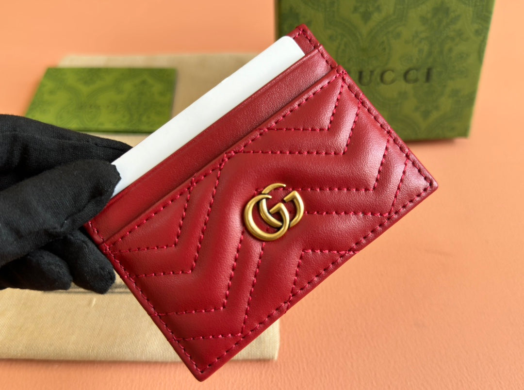 GUCCI MARMONT QUILTED CARD HOLDER 10 IN RED CALFSKIN
