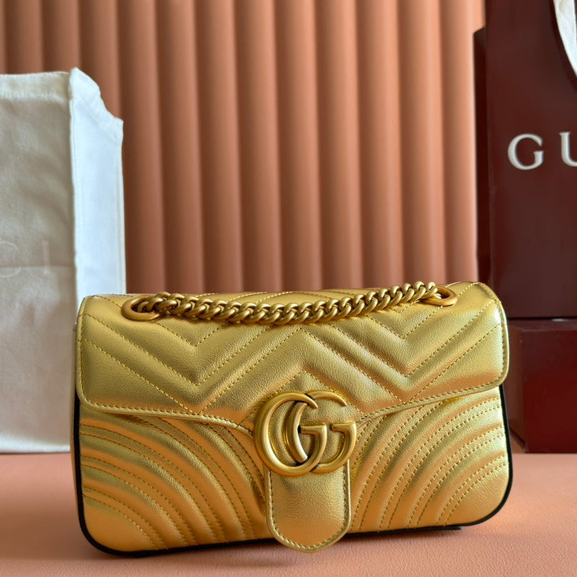 GUCCI MARMONT MEDIUM SHOUDER BAG 26 IN YELLOW GLOSSY CALFSKIN