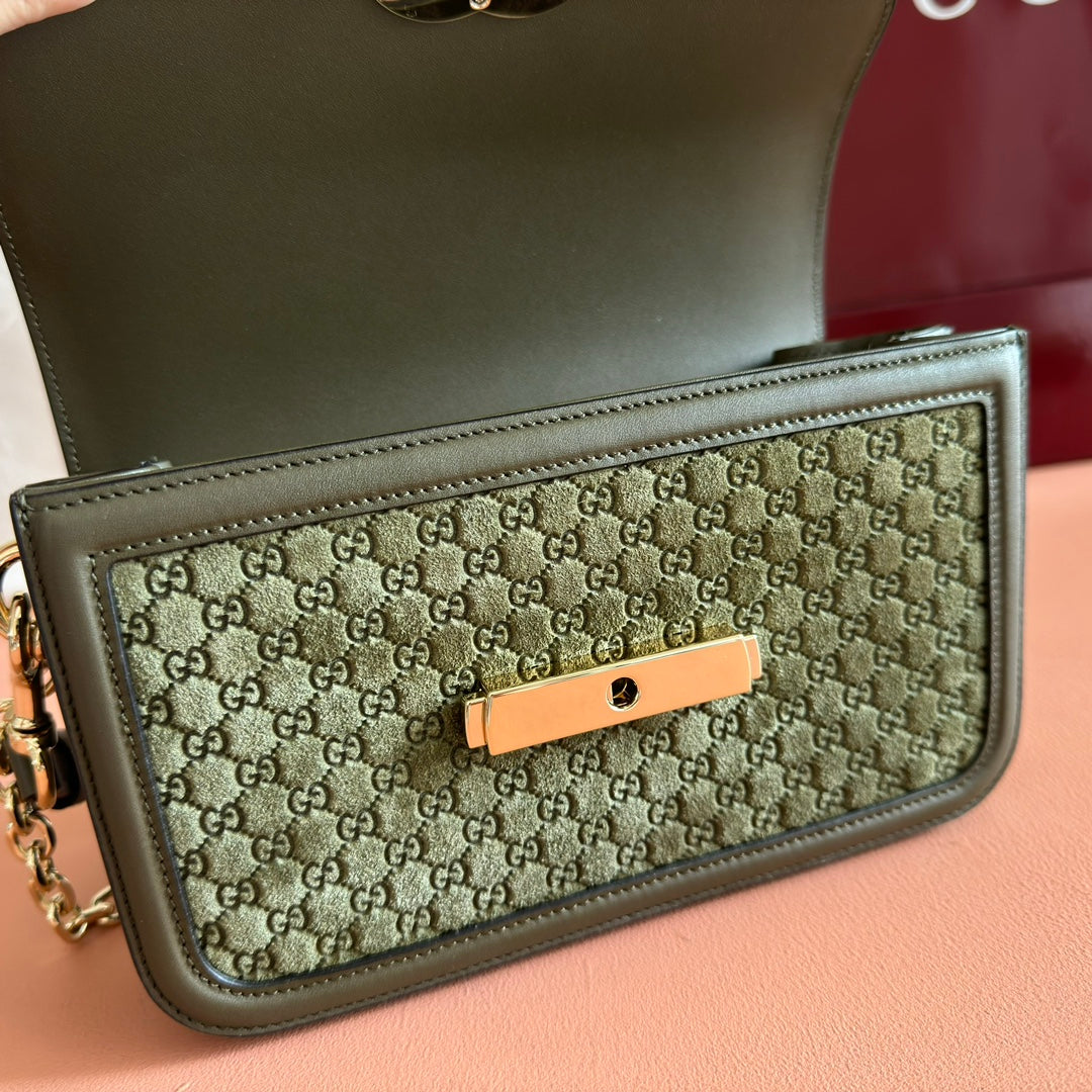 GUCCI 26S SHOULDER BAG 21 IN MOSS GREEN EMBOSSED SUEDE AND CALFSKIN