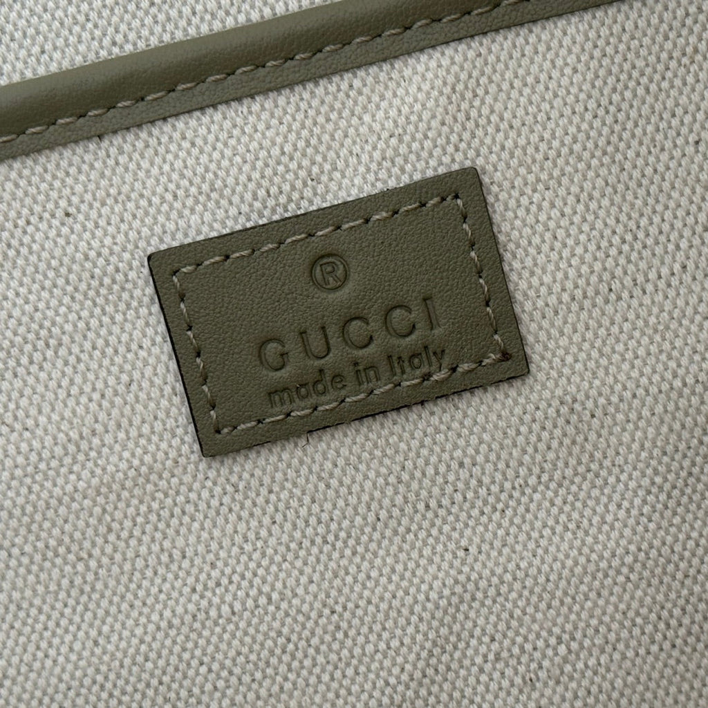 GUCCI 26S SHOULDER BAG 38 IN LIGHT GREEN EMBOSSED SUEDE