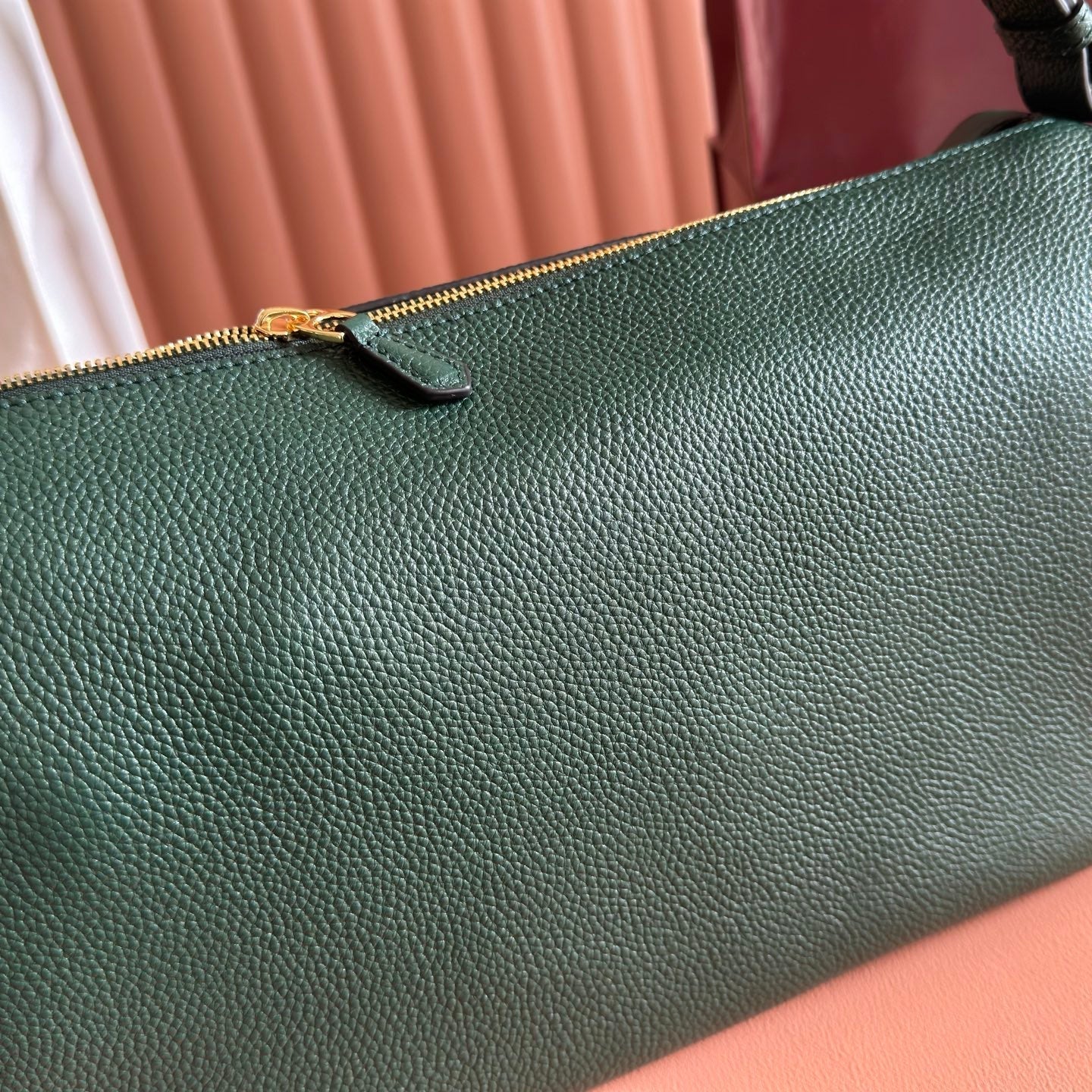 GUCCI 26S SHOULDER BAG 31 IN DARK GREEN CALFSKIN