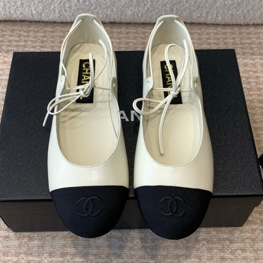 CHANEL MARY JANE BALLERINA IN WHITE LAMBSKIN