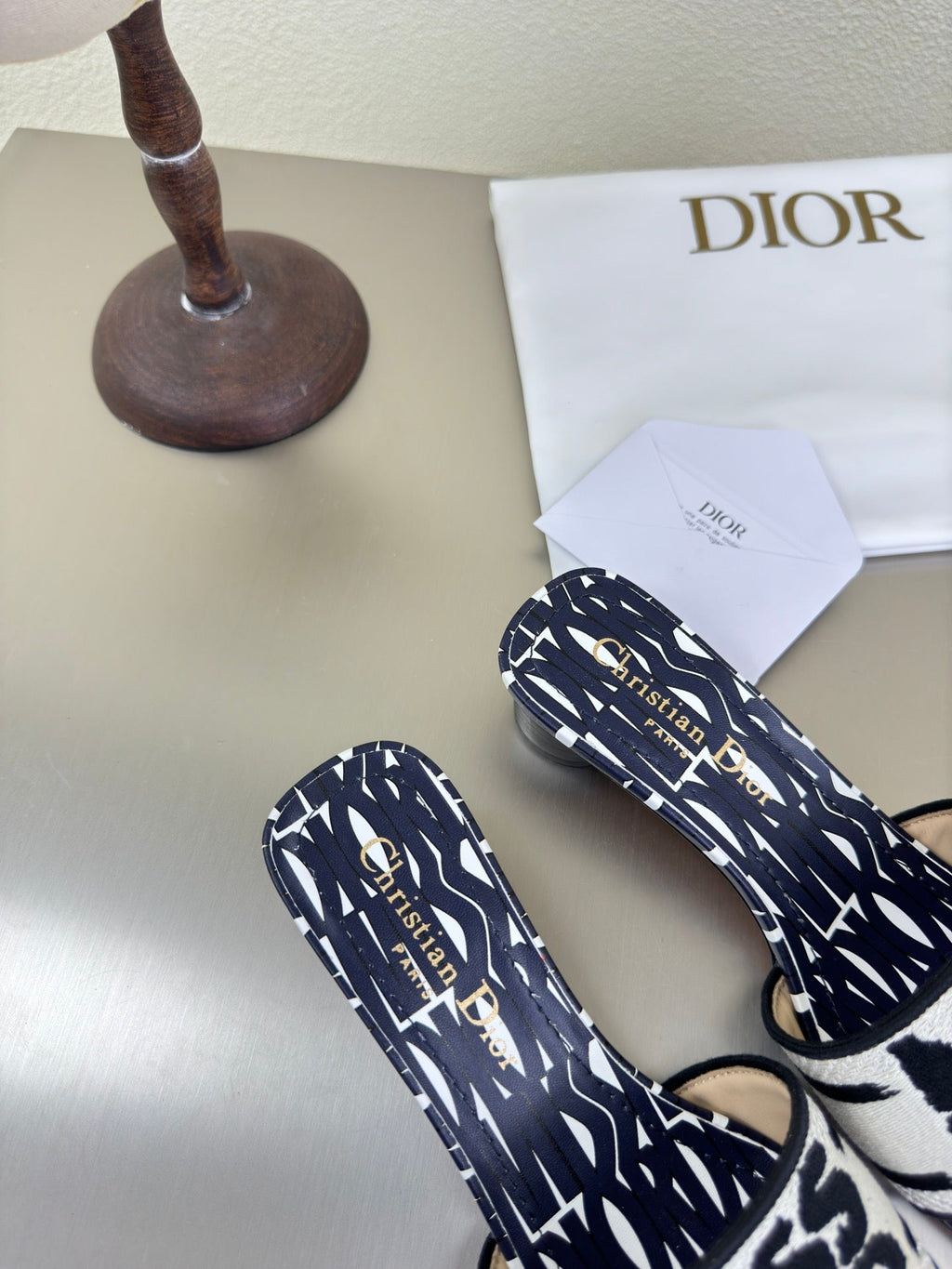 DIOR DWAY HEELED SLIDE EMBROIDERED COTTON AND NAVY BLUE MISS  ALLOVER MOTIF 35 MM