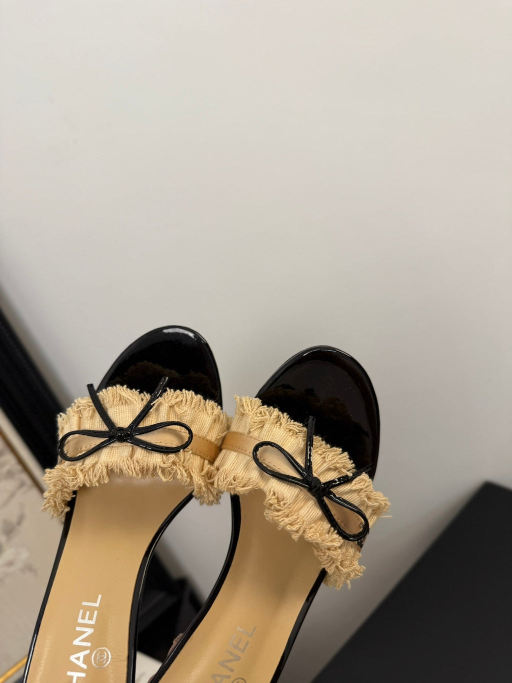 CHANEL SAND YELLOW GROSGRAIN CANVAS BOW MULE SANDALS 90 MM