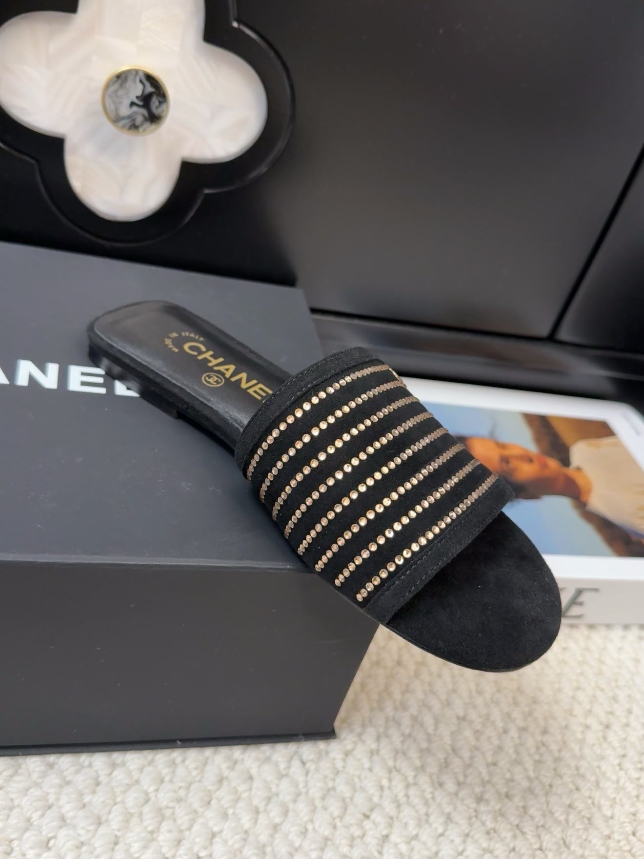 CHANEL FLAT SLIDE IN BLACK SUEDE WITH CRYSTALS