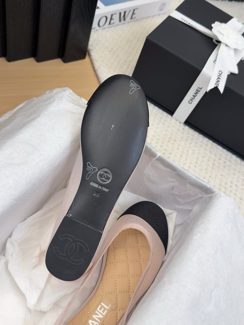 CHANEL BALLET FLAT IN BLACK FABRIC AND PASTEL PINK MESH