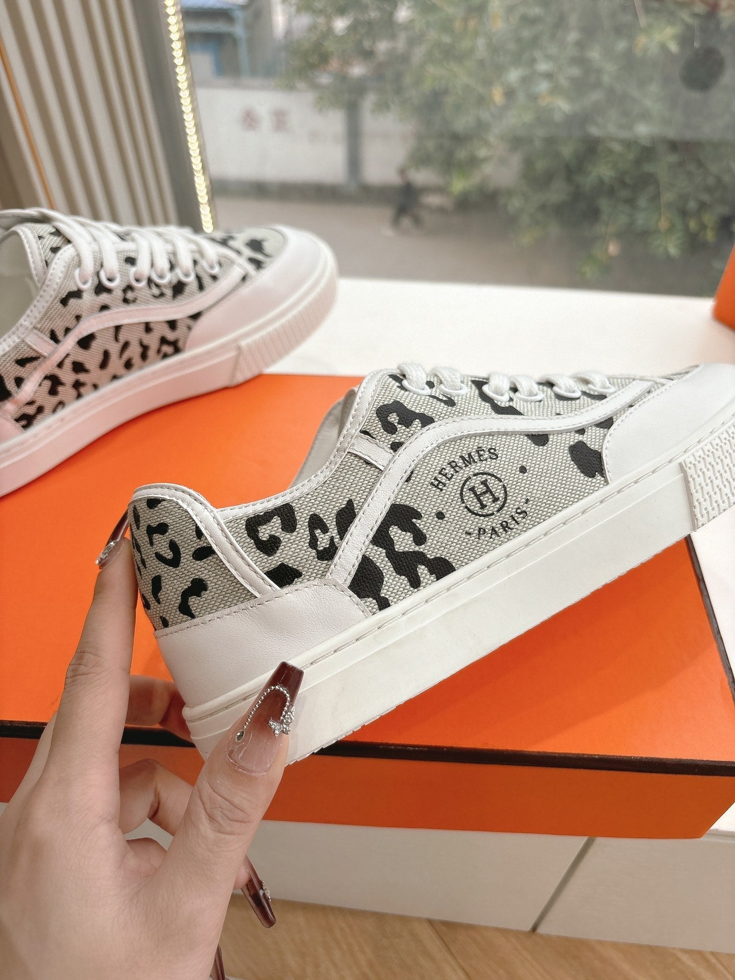 HERMES GET SNEAKER IN BLACK MIX PALE GRAY MAXI CANVAS AND CALFSKIN