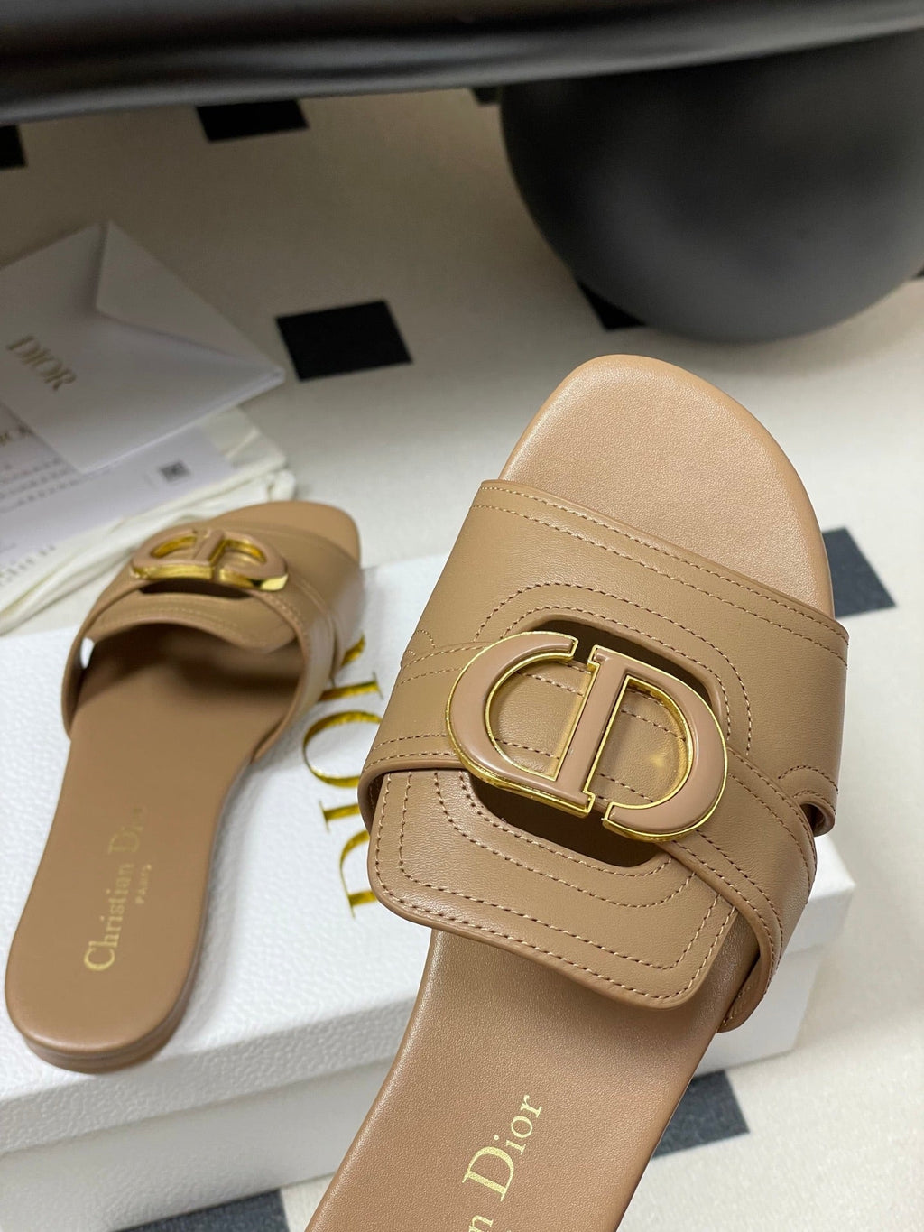 DIOR CLASSIC MONTAIGNE SANDALS 25S IN BROWN LAMBSKIN WITH CD LOGO