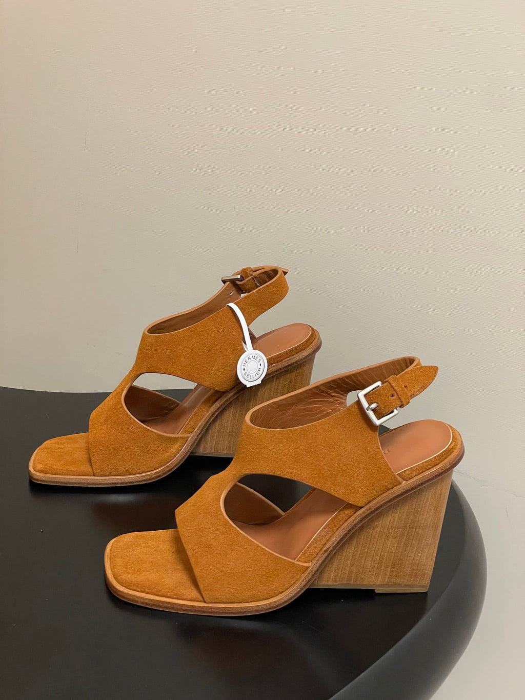 HERMES 25S KALYA WEDGE SANDAL 100 MM IN BROWN SUEDE