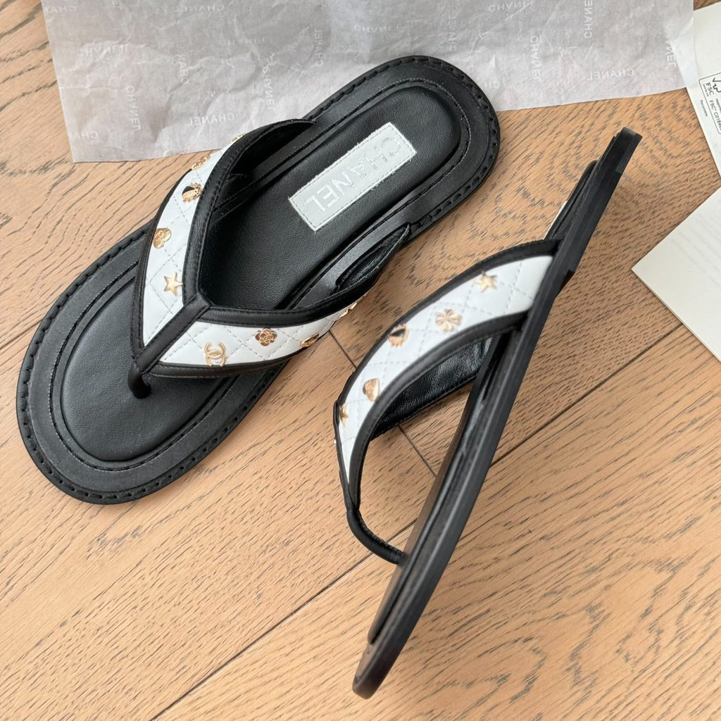 CHANEL Double C Thong Sandals Lambskin Black White