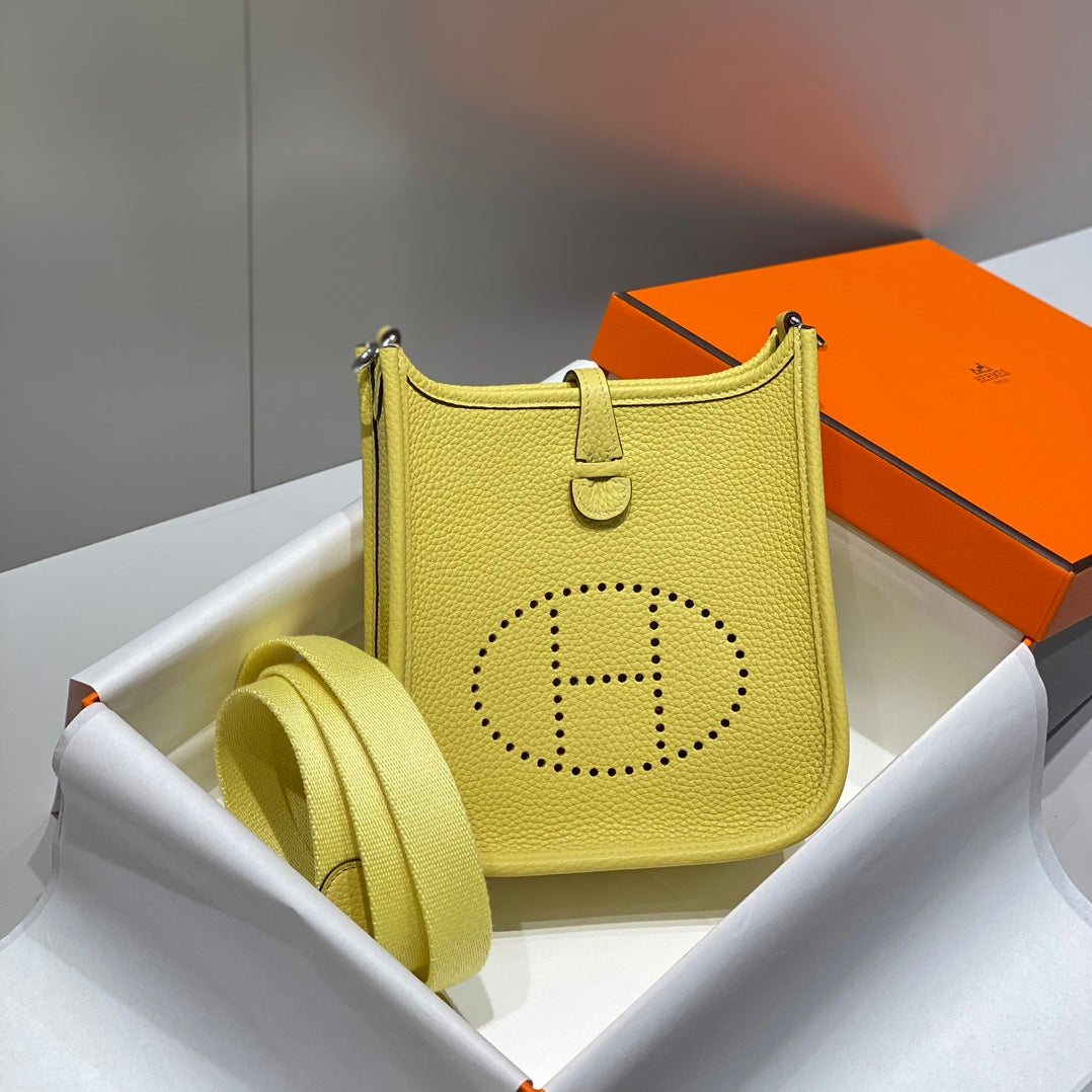 HERMES MINI NEO 18 EVELYNE BAG IN BUMBLEBEE YELLOW GRAINED CALFSKIN