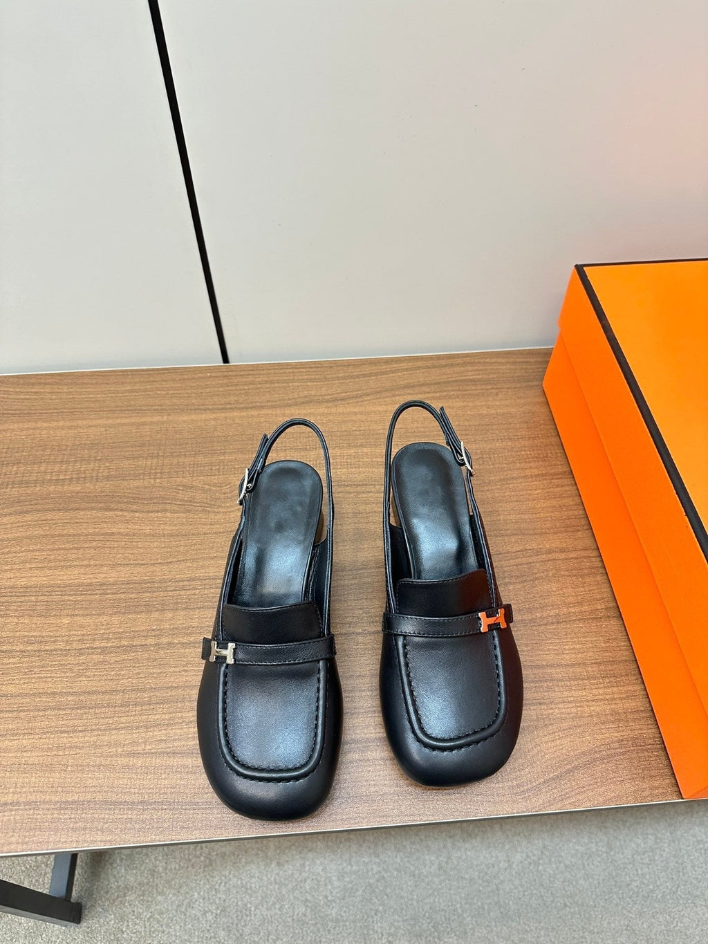 HERMES Infinie 50 pump black