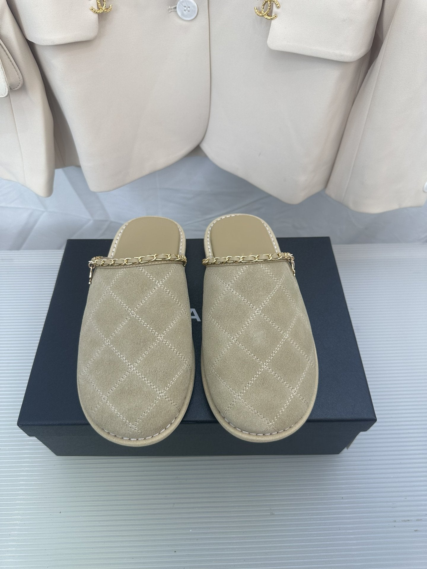 CHANEL Khaki Green Suede Gold Chain Mules