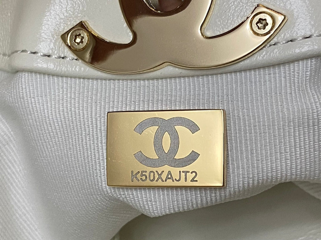 CHANEL SMALL 30 SHOPPING BAG IN WHITE CALFSKIN
