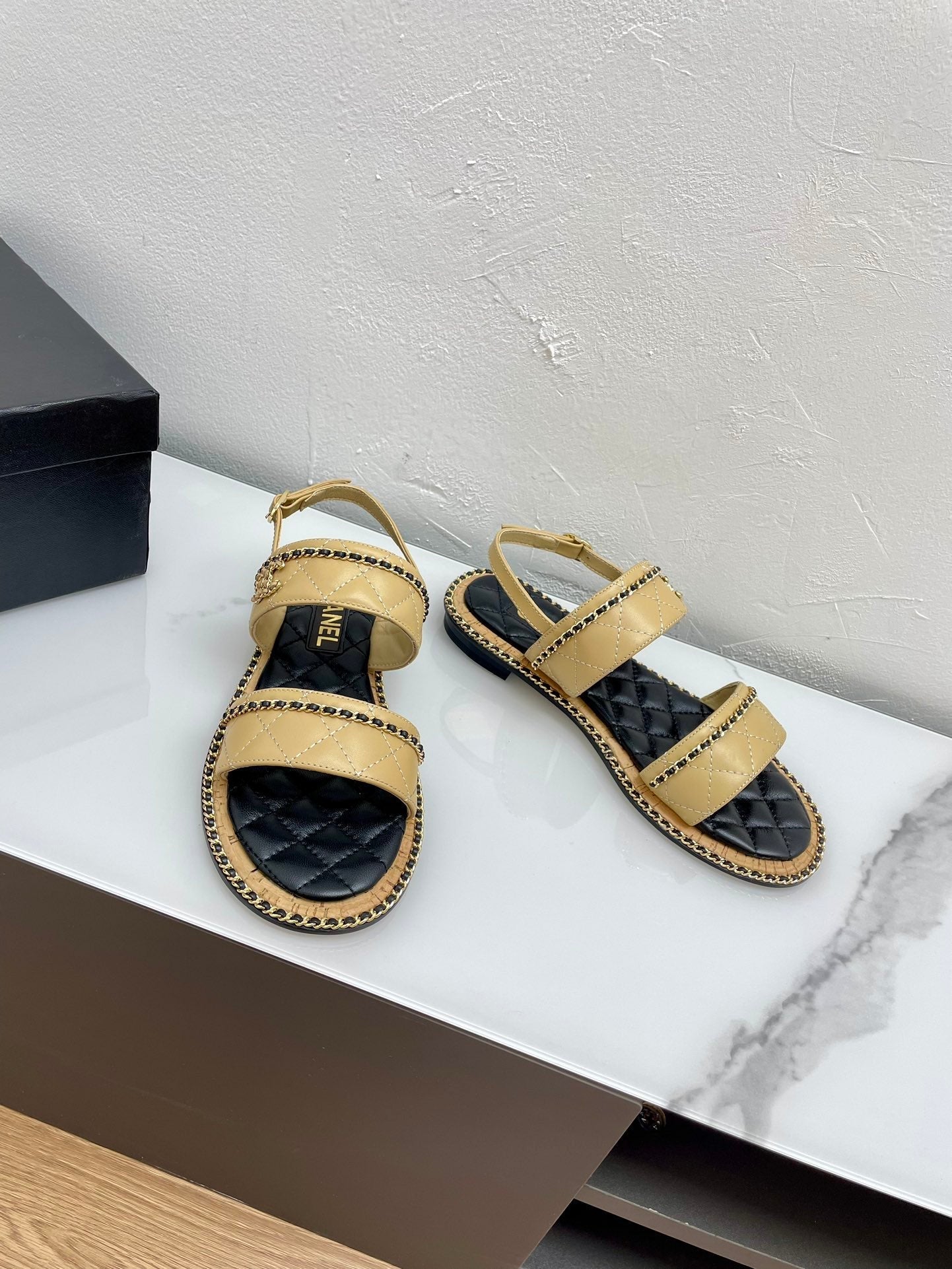 CHANEL DOUBLE STRAPS SANDALS IN YELLOW CREAM LAMBSKIN