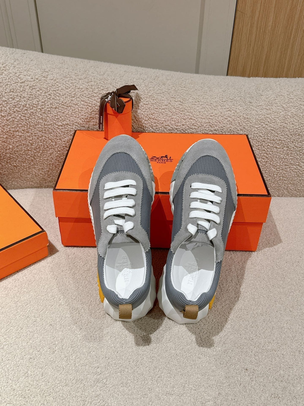 HERMES MAINLAND SNEAKER IN ASH GRAY SUEDE AND SHARK GRAY BREATHABLE MESH FABRIC 959350