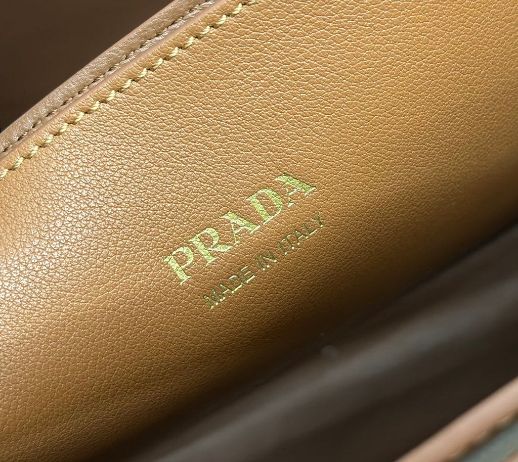 PRADA 25S BUCKLE MEDIUM HANDBAG 35 IN RK CARAMEL CALFSKIN GOLD HARDWARE