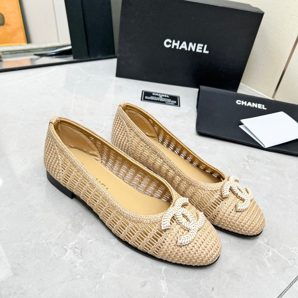 CHANEL BALLET FLAT 10 MM IN BEIGE RAFFIA