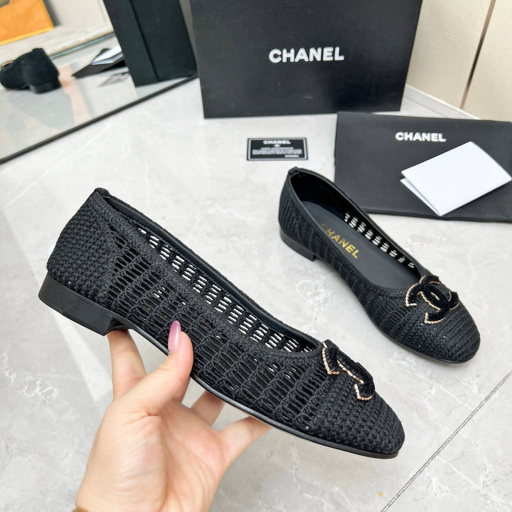CHANEL BALLET FLAT 10 MM IN BLACK RAFFIA
