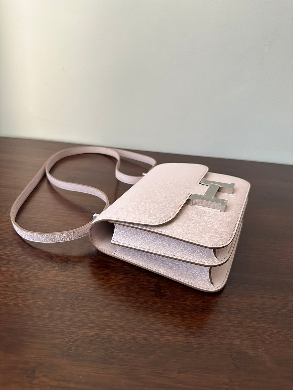 HERMES CONSTANCE 18 LIGHT PINK CHEVRE SILVER HARDWARE