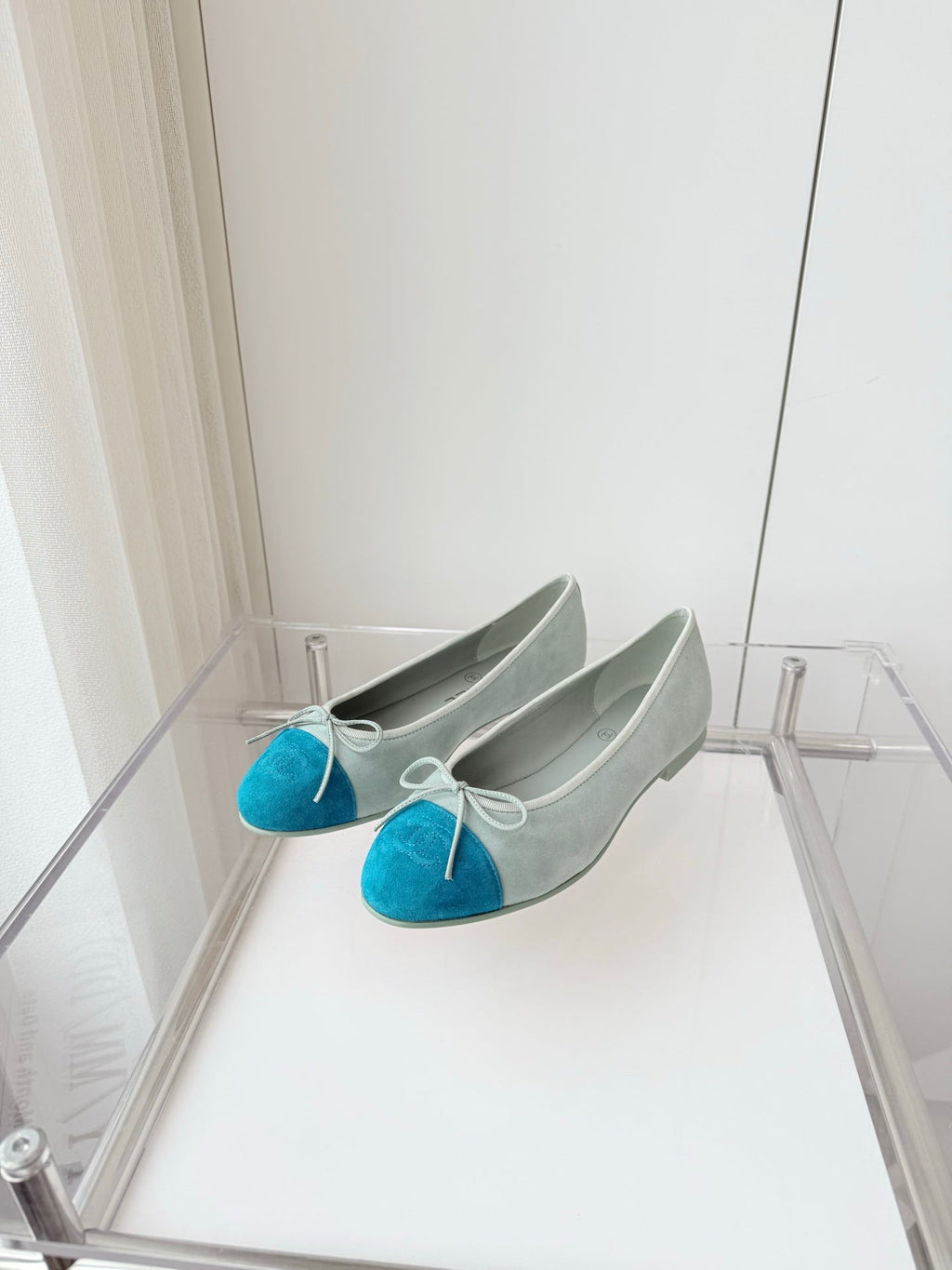 CHANEL BALLET FLAT IN CERULEAN BLUE MIX PEARL GRAY SUEDE