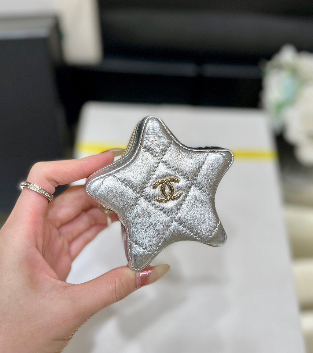 CHANEL 25S  STAR SILVER 23 IN METALLIC SILVER CALFSKIN