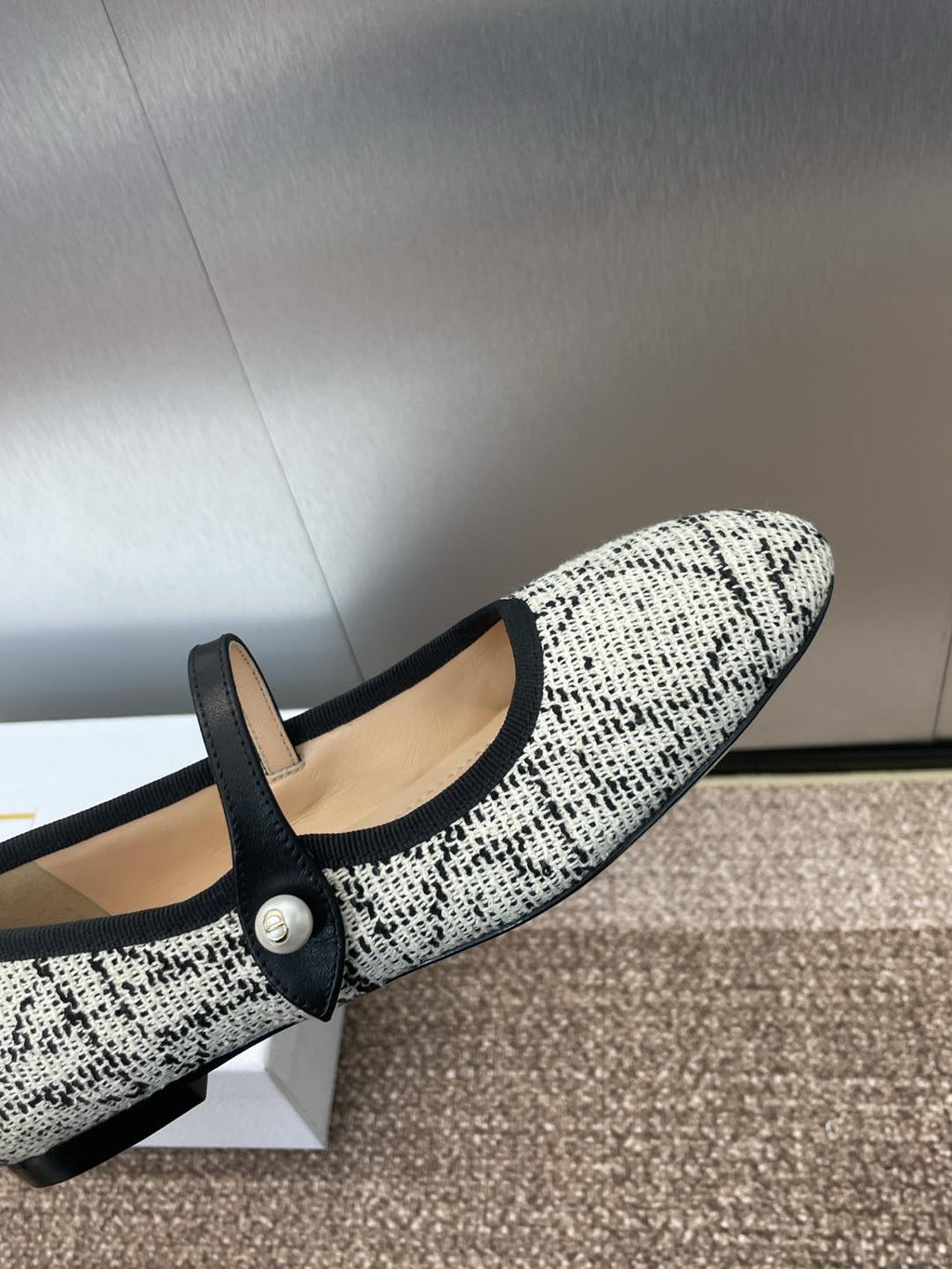 DIOR D-RAMOUR BALLET FLATS IN WHITE MIX BLACK EMBROIDERED CANNAGE TWEED