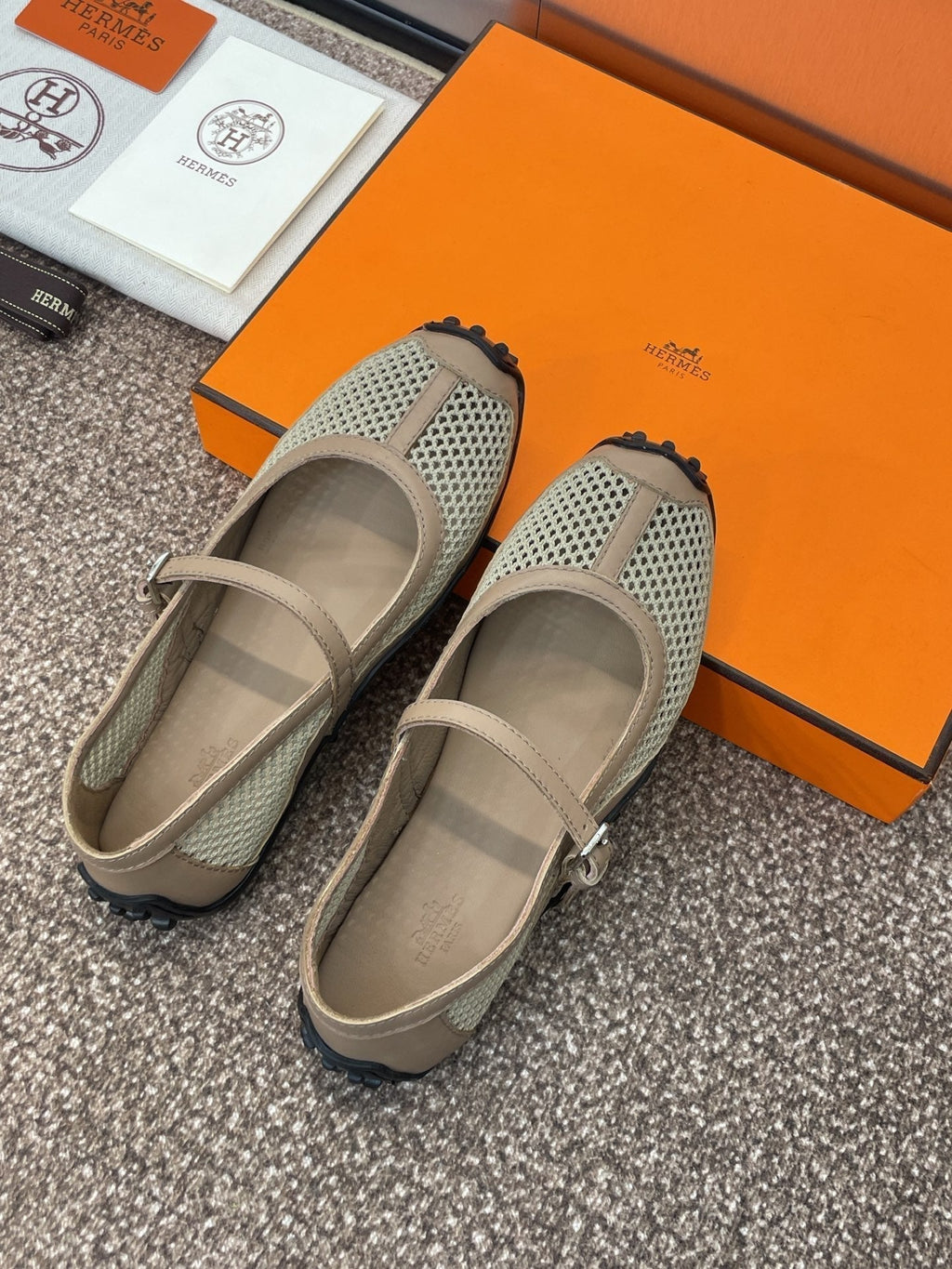 HERMES KICHU BALLET FLAT IN MOCHA BROWN CROCHET KNIT AND CALFSKIN