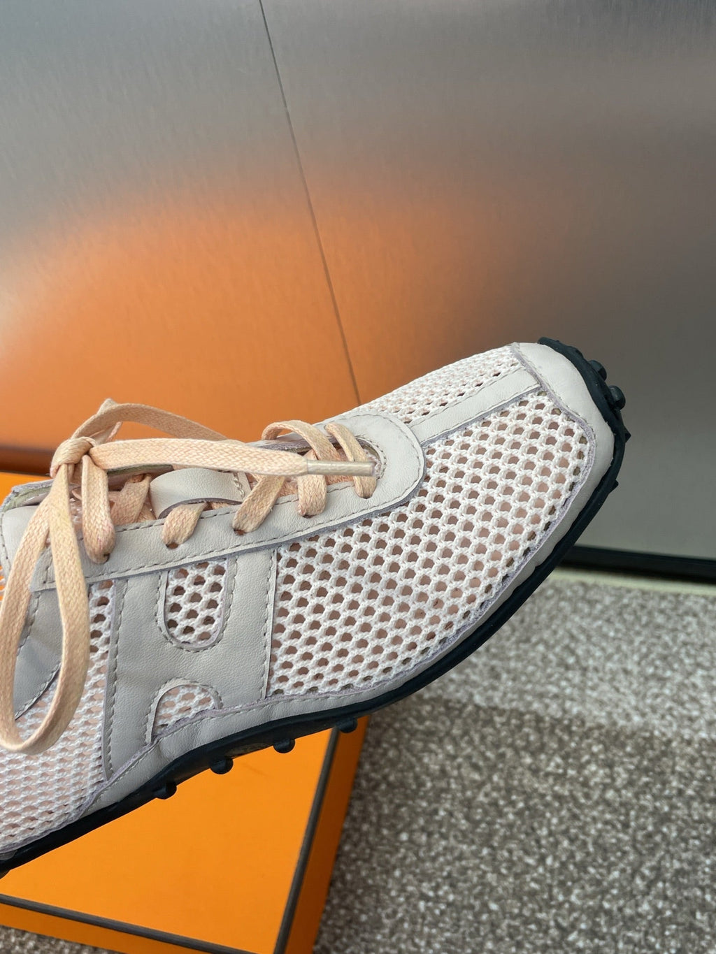 HERMES KIGA SNEAKER IN LIGHT PINK CROCHET KNIT AND CALFSKIN