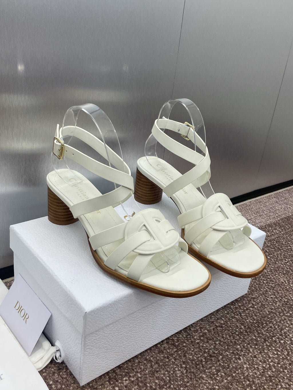 DIOR D-CLUB HIGH HEEL SLIDE 25S 55MM IN WHITE CALFSKIN