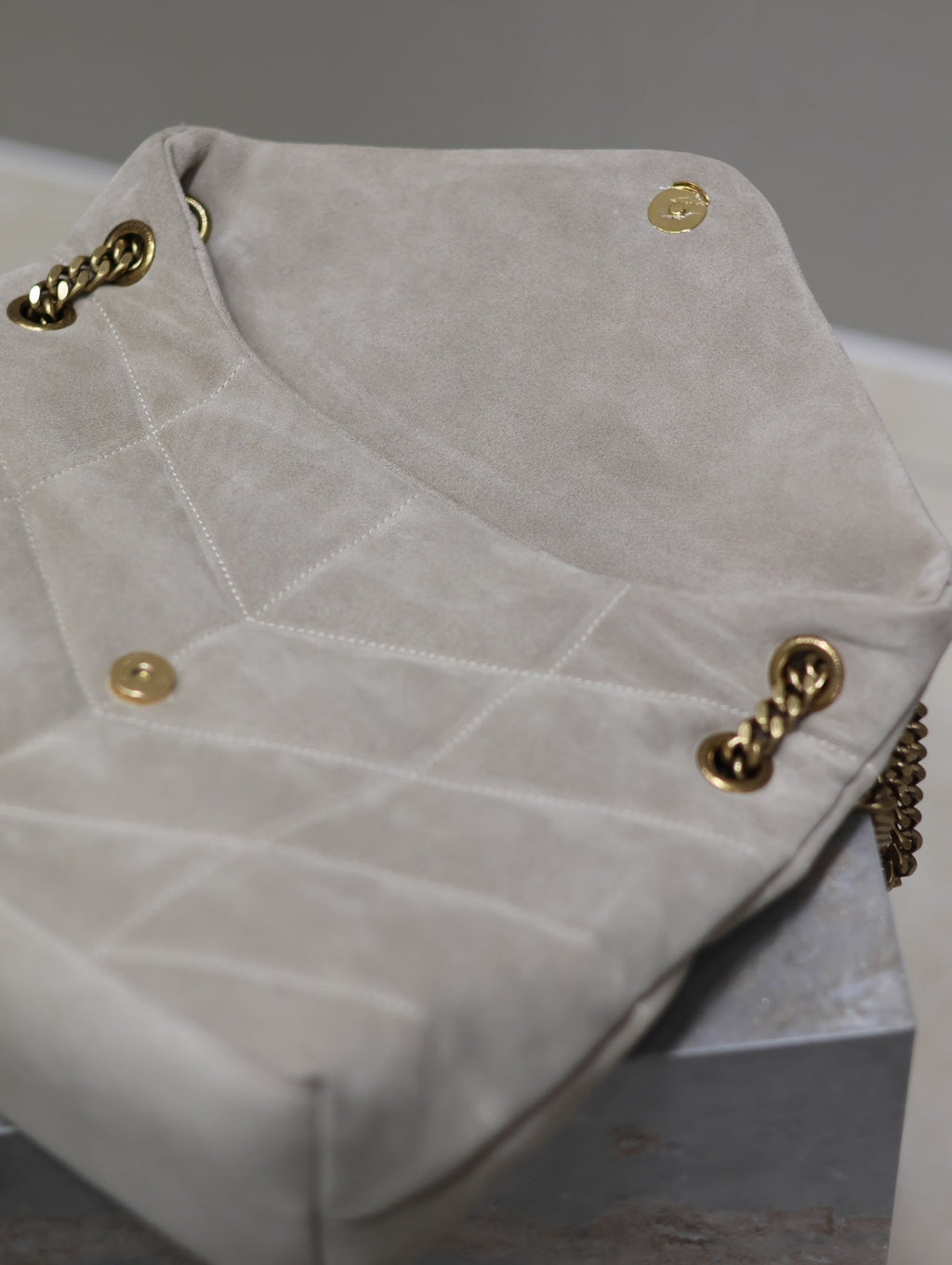 YSL 25S LOULOU PUFFER GM 35 IN SMOKEY TAUPE SUEDE GOLD HARDWARE