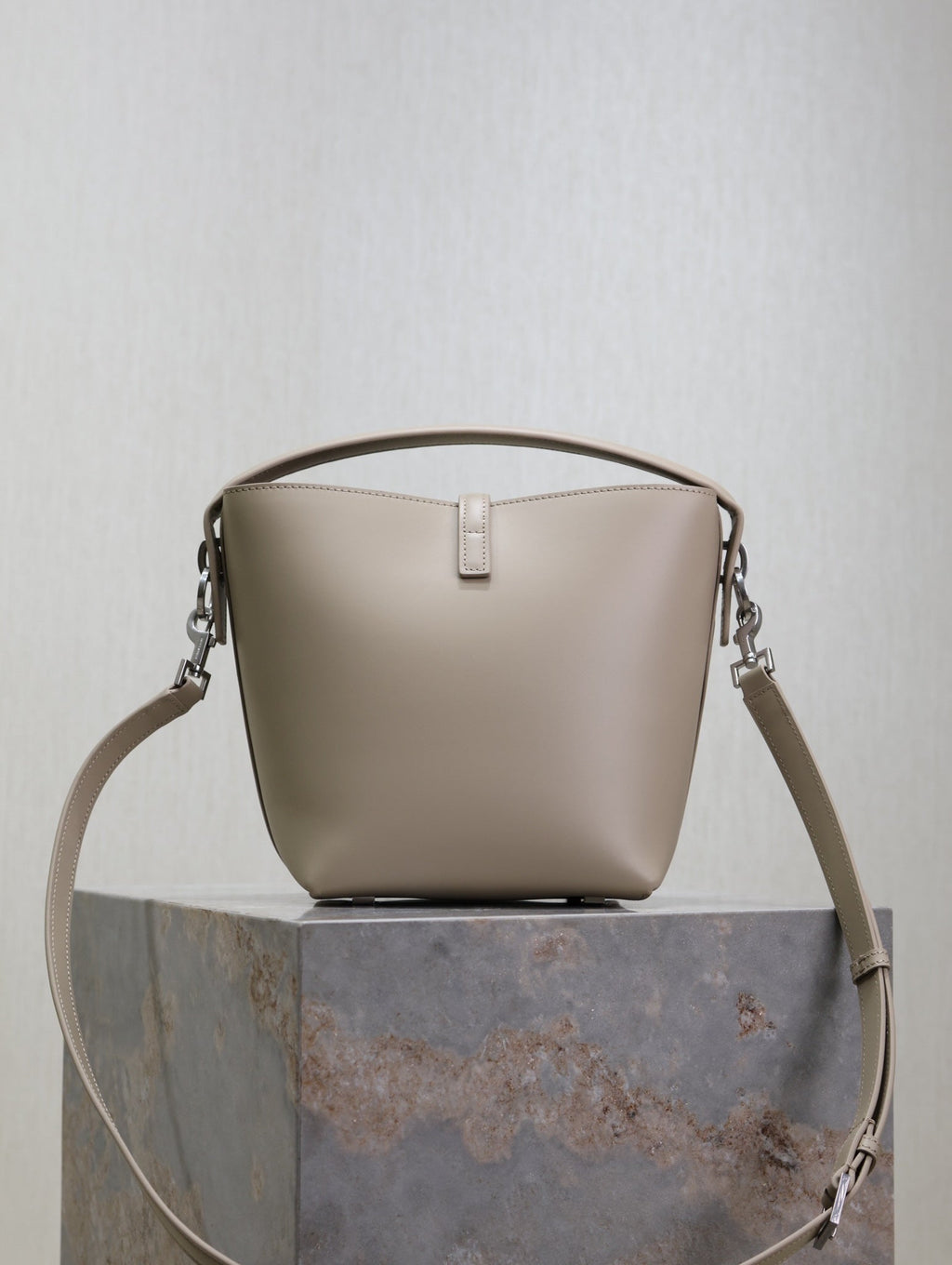 YSL 25S LE 37 BAG 20 IN DUSTY GRAY CALFSKIN SILVER HARDWRE