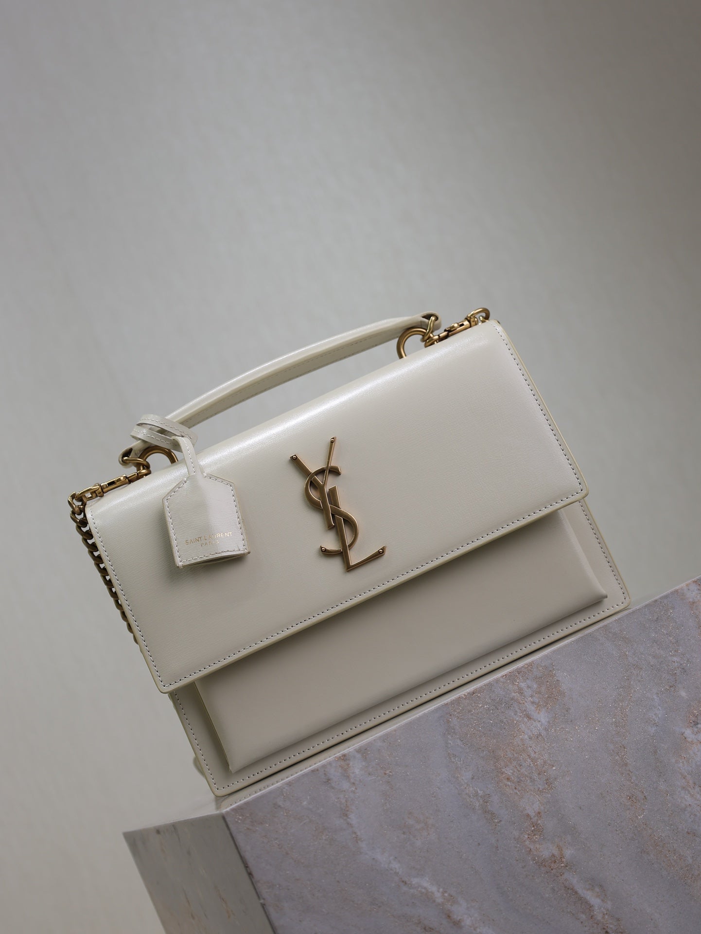YSL 25S SUNSET MM 25 IN IVORY CALFSKIN GOLD HARDWARE