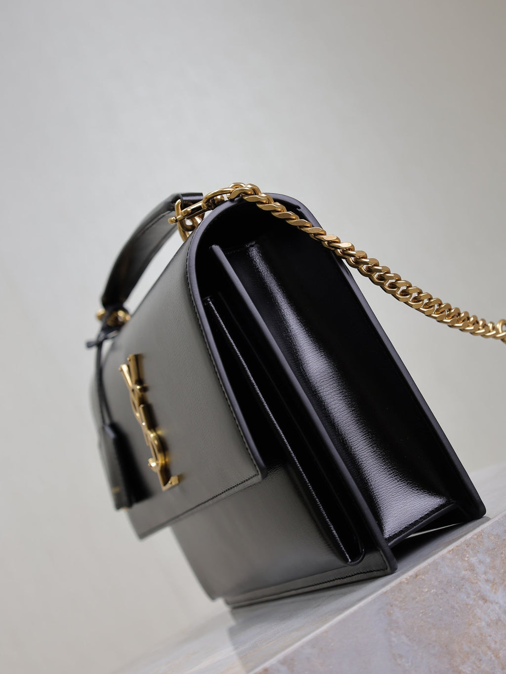 YSL 25S SUNSET MM 25 IN BLACK CALFSKIN GOLD HARDWARE