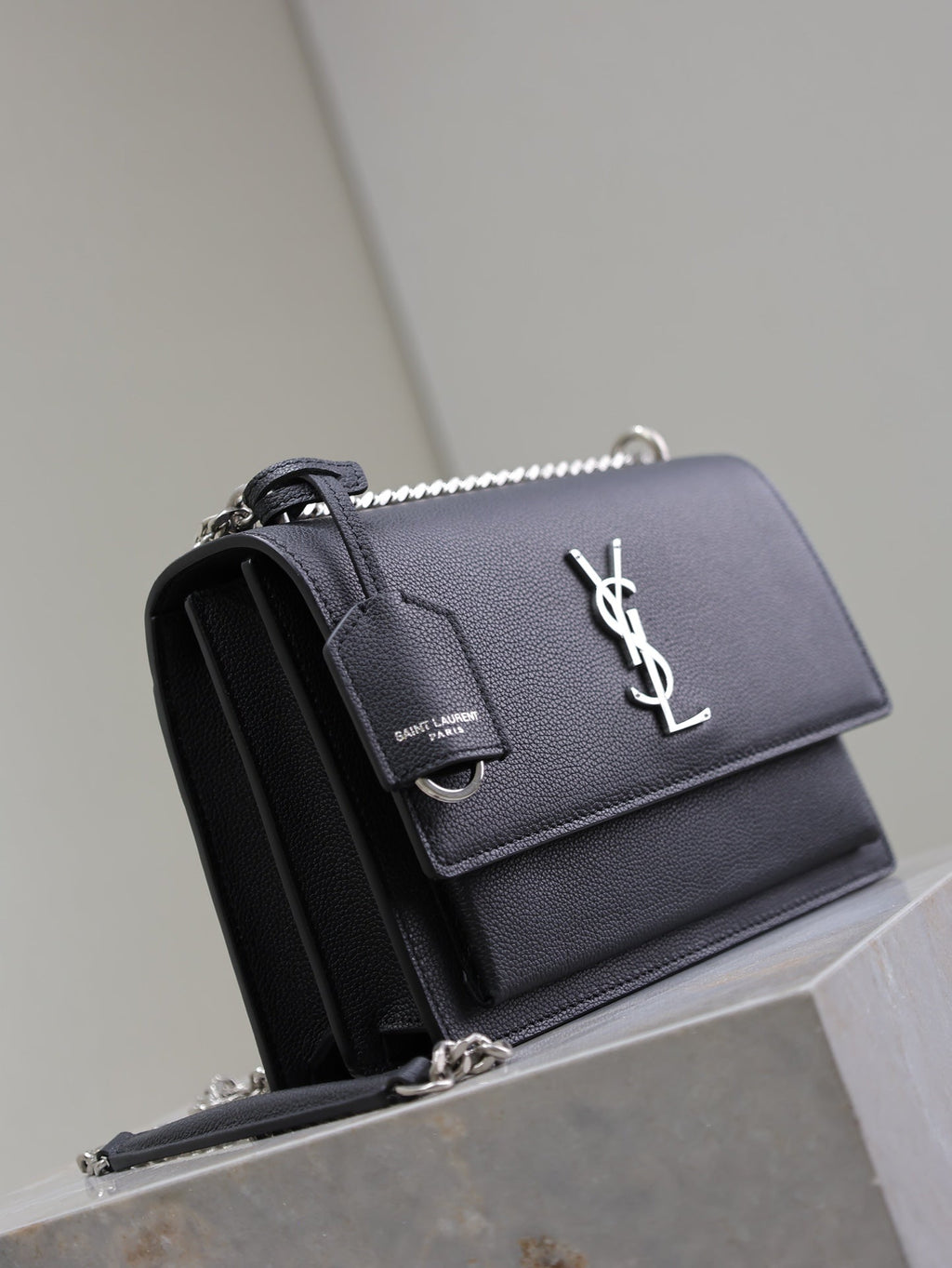 YSL 25S SUNSET MEDIUM 22 IN BLACK GRAINED CALFSKIN SILVER HARDWARE
