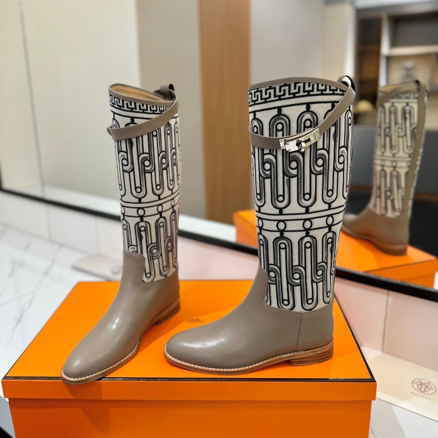 HERMES JUMPING BOOT 2 CM IN PASTEL GRAY CALFSKIN AND BLACK MIX WHITE FABRIC
