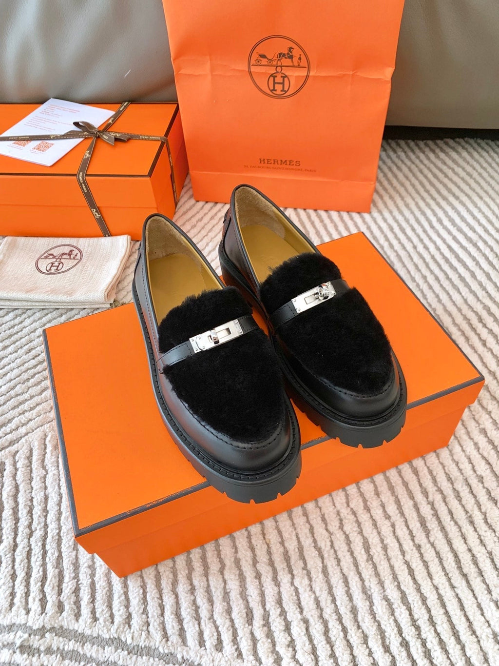 HERMES ICONE LOAFER IN BLACK CALFSKIN WITH BLACK SHEARLING