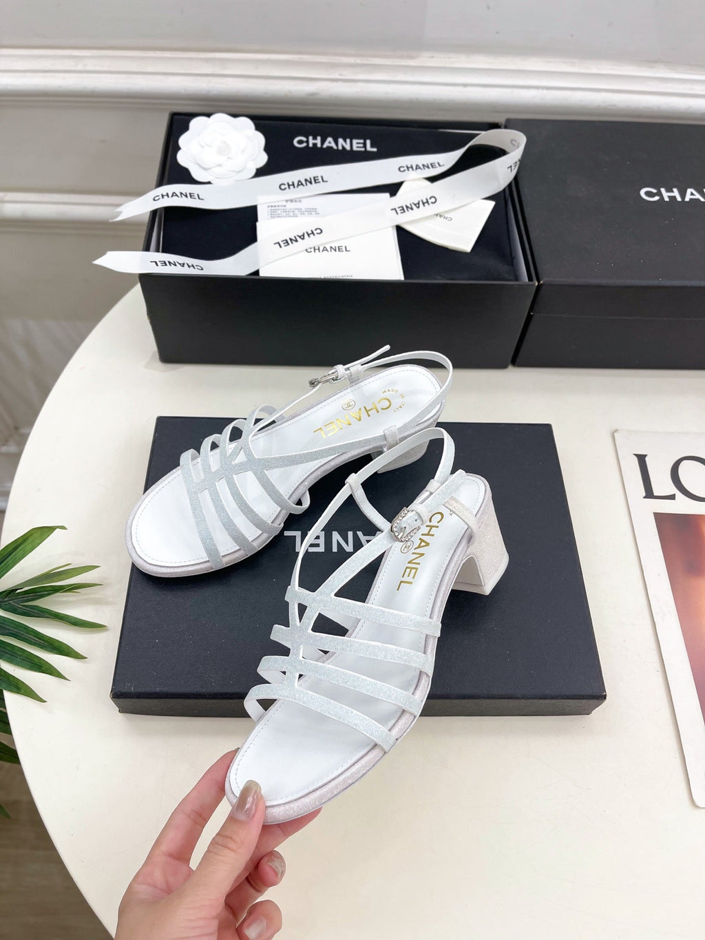 CHANEL WHITE ROMAN 5 CM SANDALS
