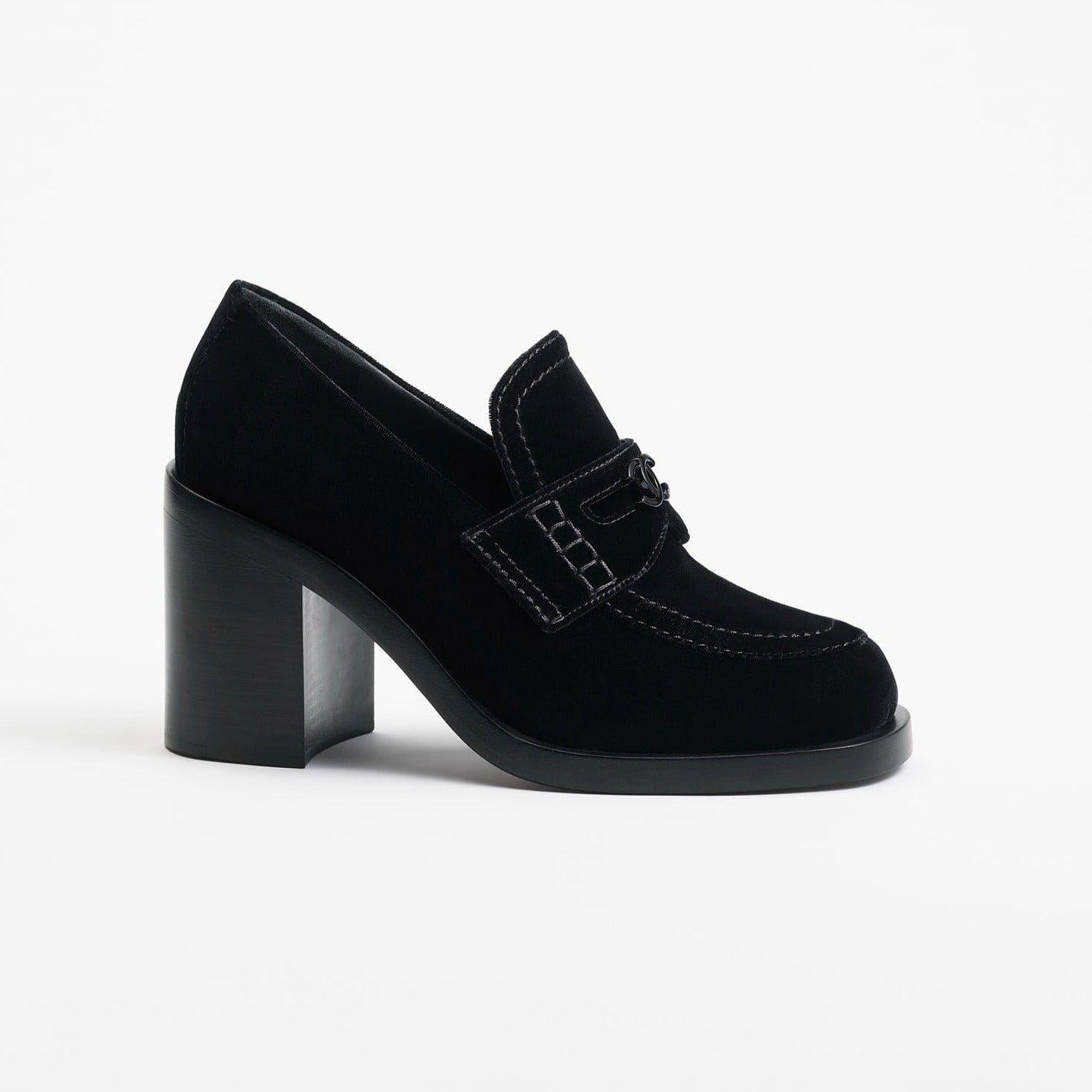 CHANEL MOASINS BLACK VELVET