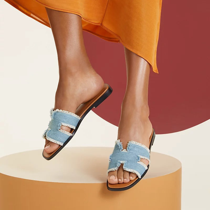 HERMES 0RAN SANDAL BLEU CLAIR