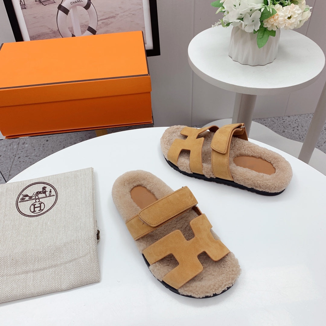 HERMES Chypre Sandal Beige shearling insole Light Brown Velvet leather lining
